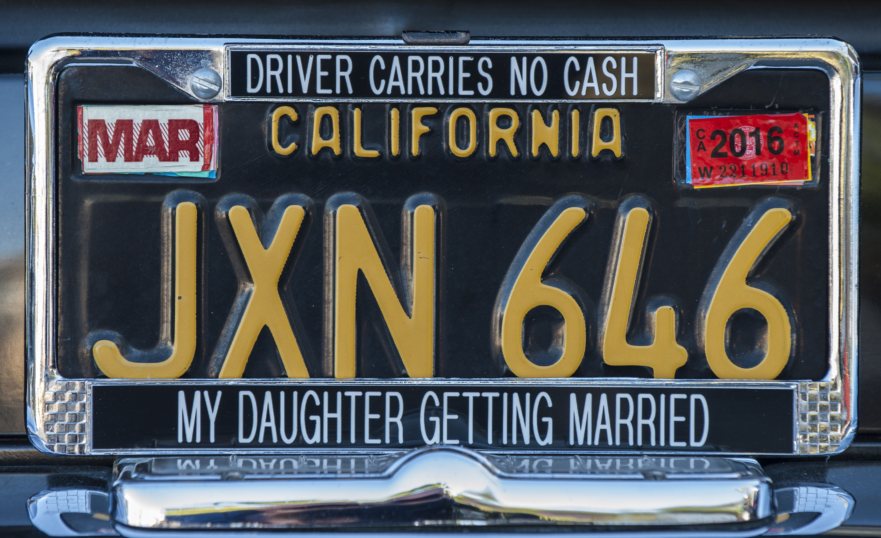 California Drivers Can Now Sport Digital License Plates On Their Cars