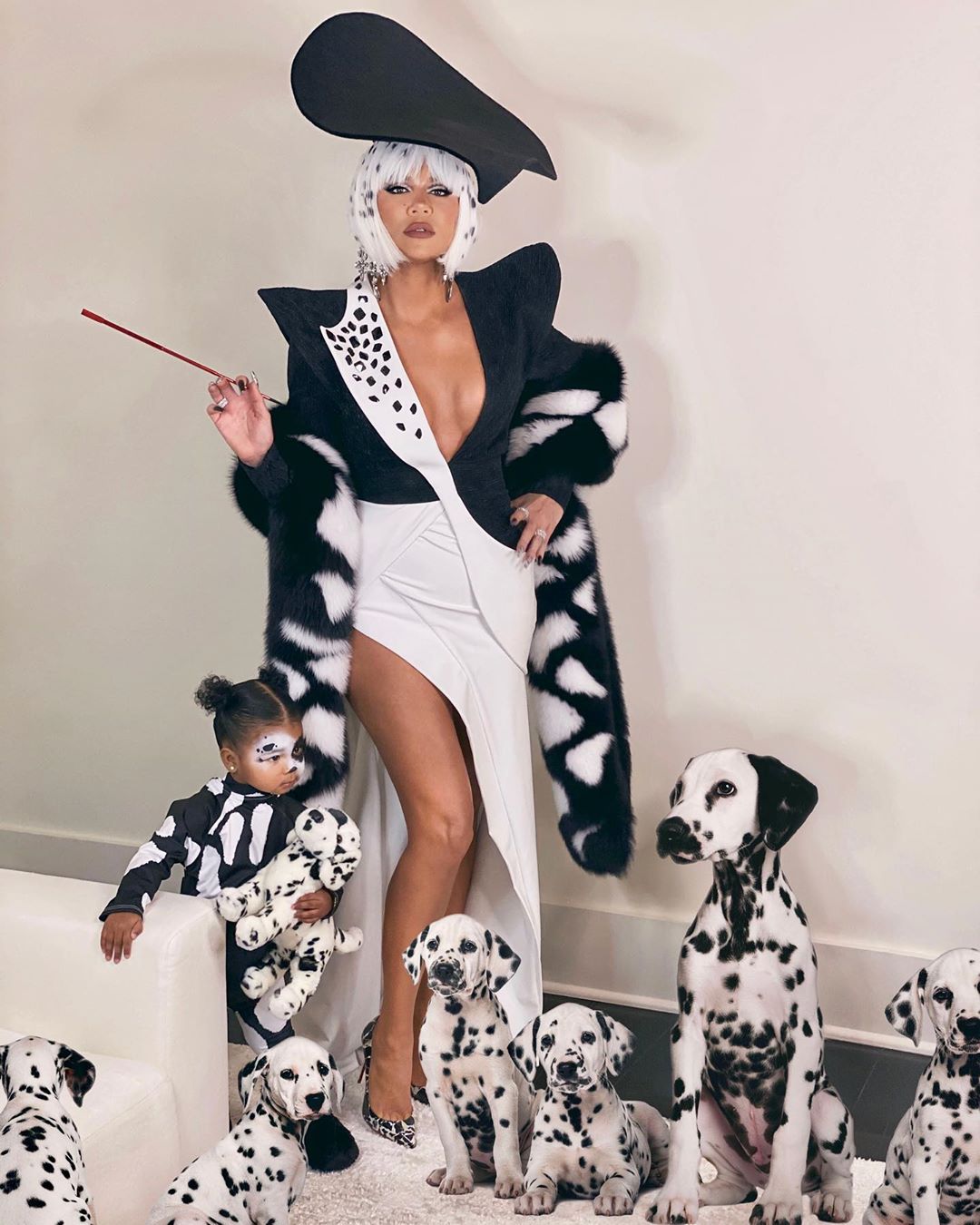 See How The KardashianJenner Family Dressed Up For Halloween 2022: Photos