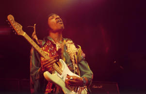 The 10 Best Jimi Hendrix Quotes About Politics, Spirituality, And Life