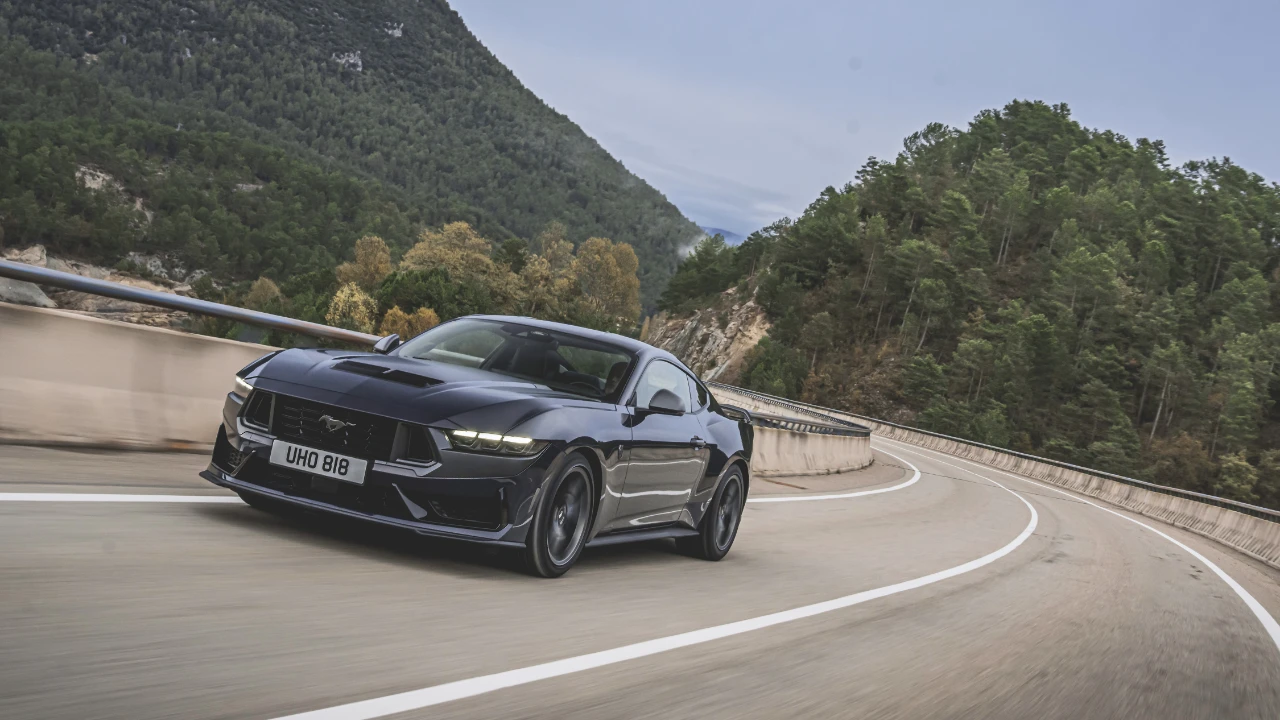 Ford Mustang Dark Horse