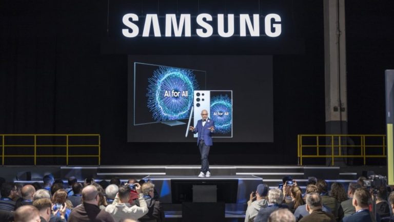 Samsung shows off its latest AI devices at World of Samsung